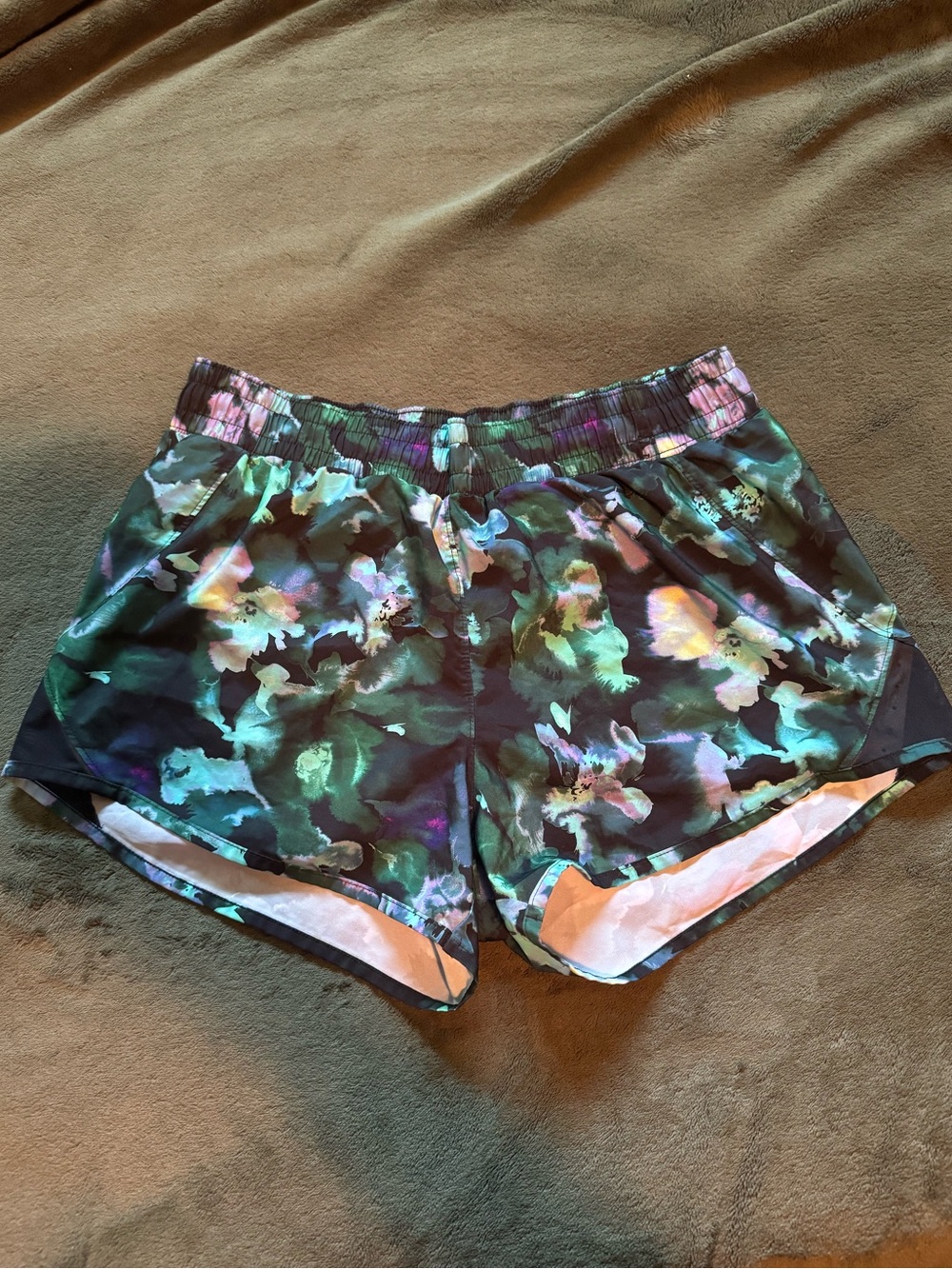 all in motion Women's Floral Wash Athletic Shorts - Teal & Black
